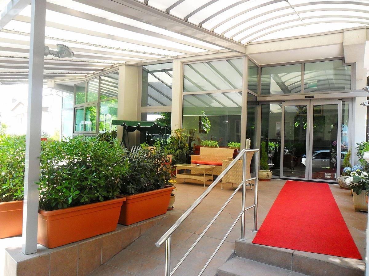 Hotel Etoile ريميني المظهر الخارجي الصورة