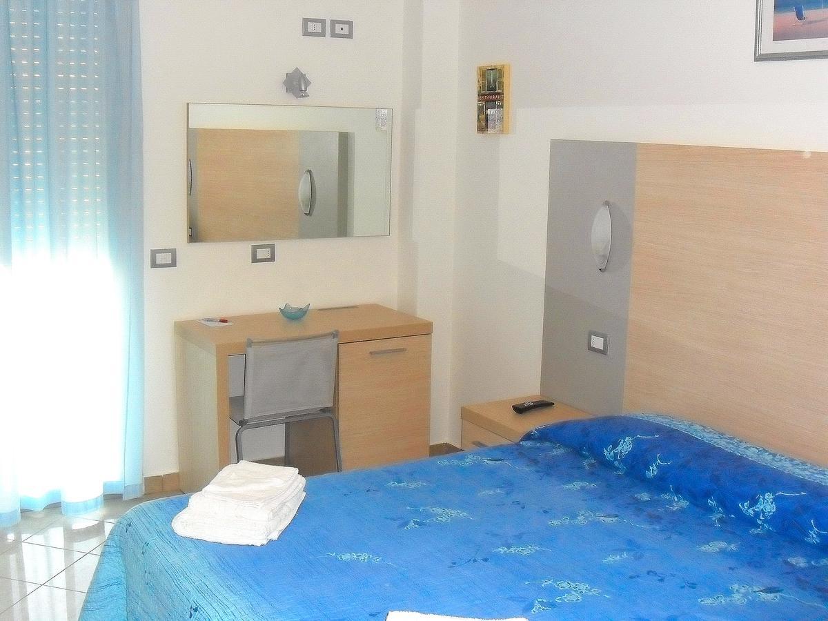 Hotel Etoile ريميني المظهر الخارجي الصورة