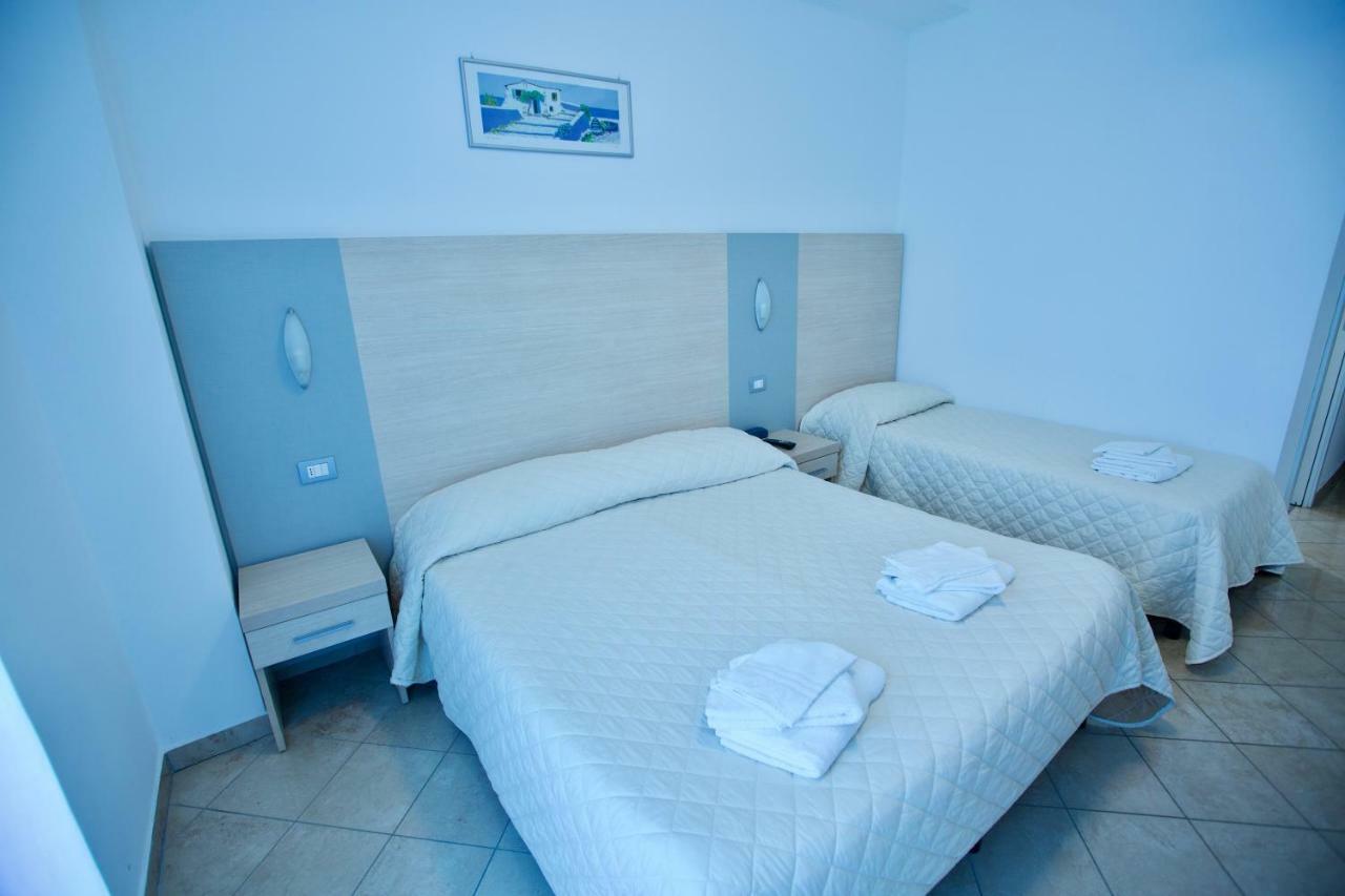Hotel Etoile ريميني المظهر الخارجي الصورة